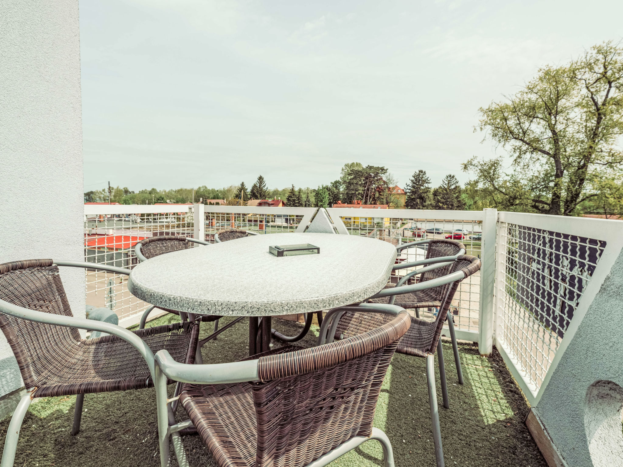 Caesar Apartment mit Terrasse, nahe dem Balaton - Outside