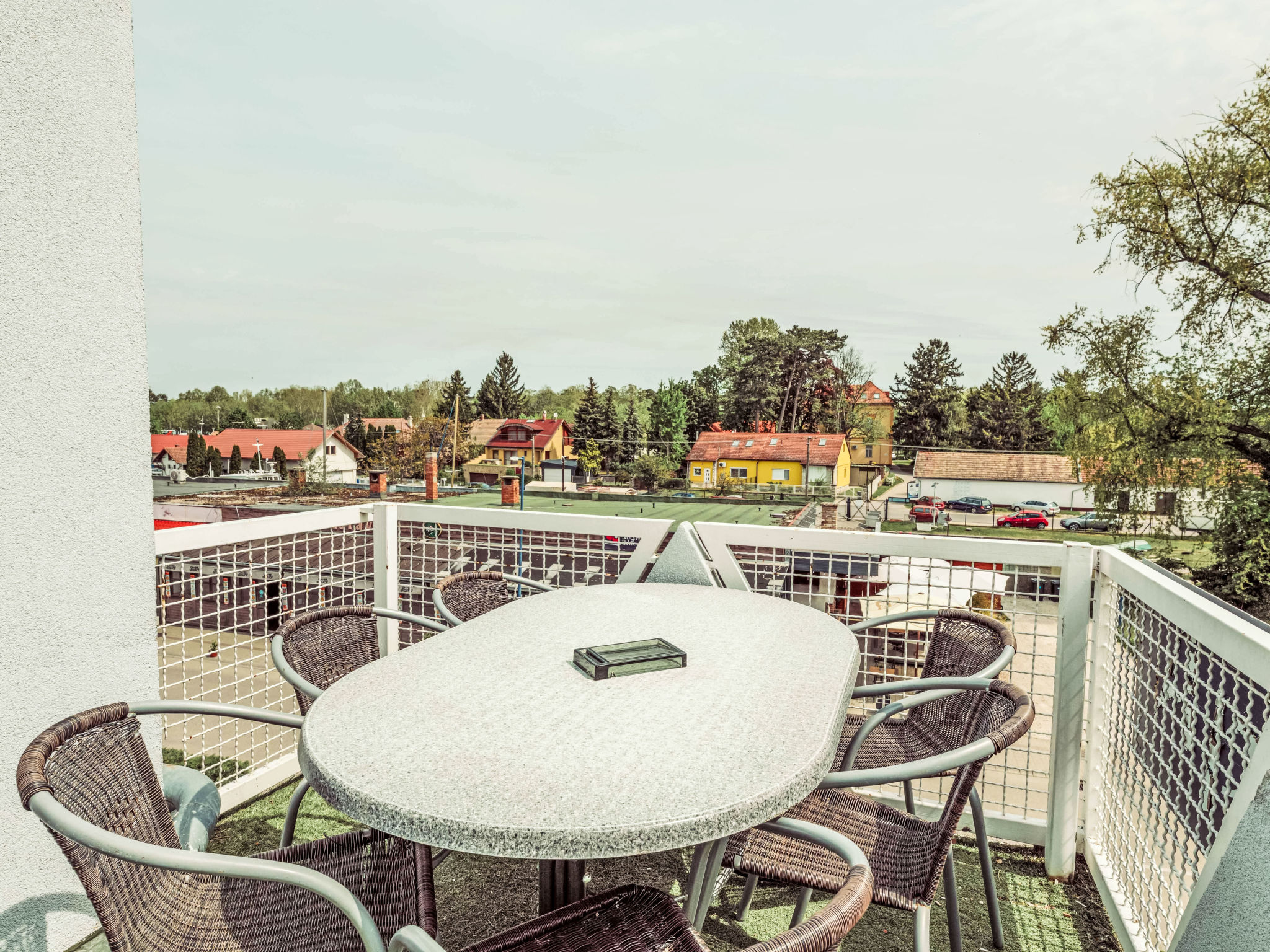 Caesar Apartment mit Terrasse, nahe dem Balaton - Outside