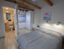 Knus appartement Caesar met terras, 600m van Balatonmeer in Siófok - thumbnail 5