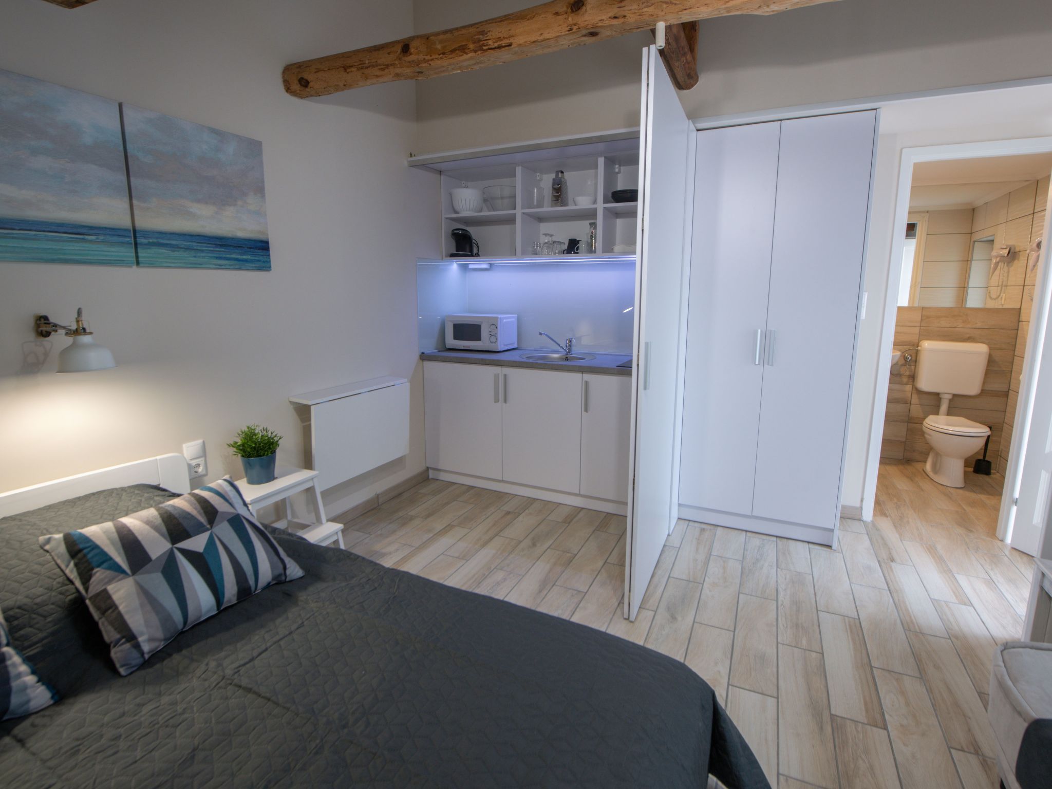 Charmantes Appartement Caesar mit Terrasse-Binnen