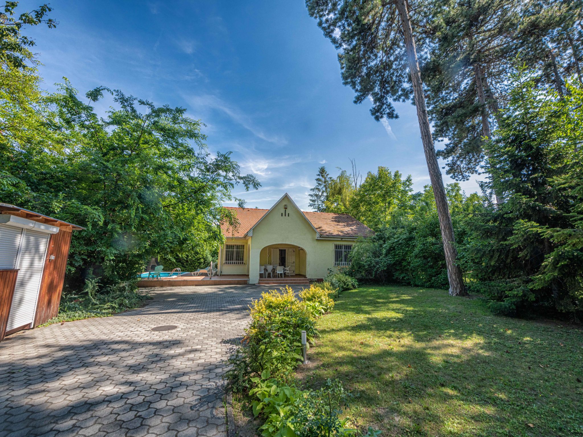 Klimatisiertes Ferienhaus in Siófok mit Grill-Binnen