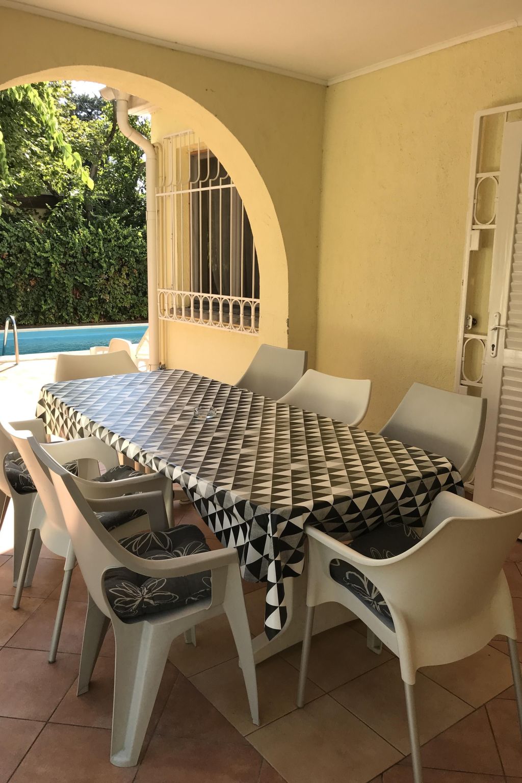 Klimatisiertes Ferienhaus in Siófok mit Grill-Binnen