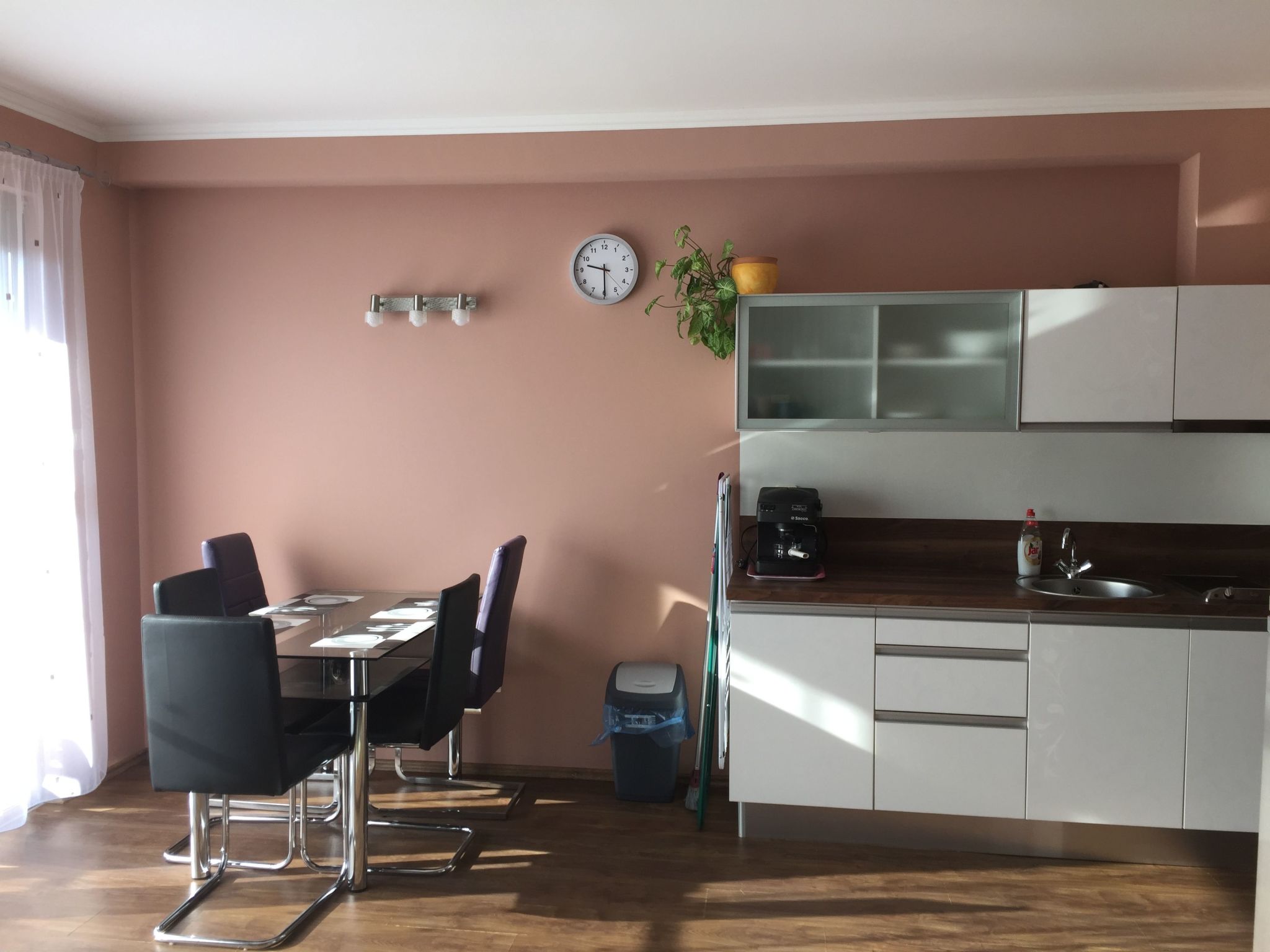 Dorina Wellness 2-Drinnen