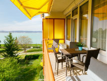 Zonnig appartement direct aan het Balatonmeer in Zamárdi - thumbnail 2