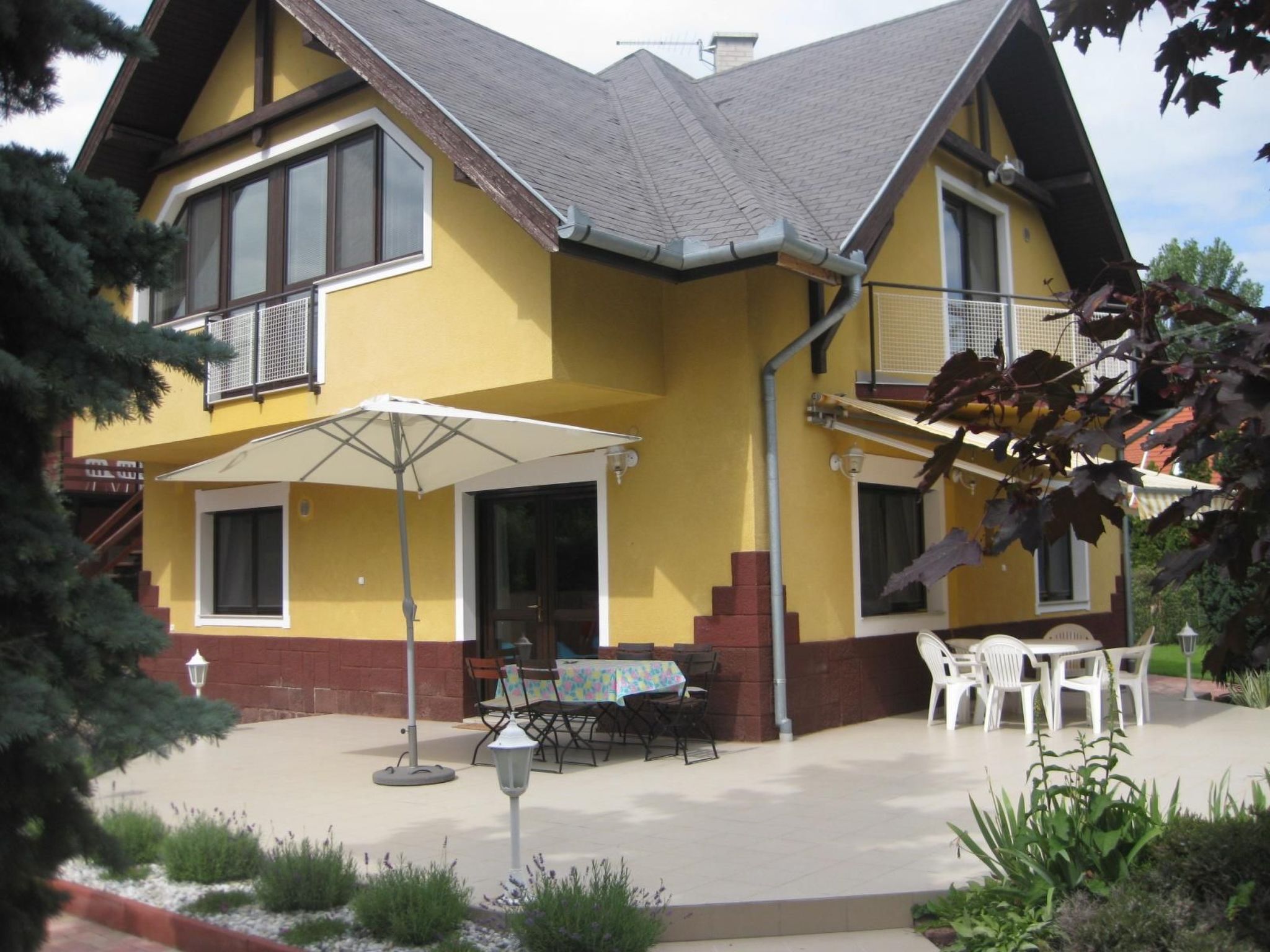 Große Ferienwohnung Hannabella mit Schwimmbad-Inside