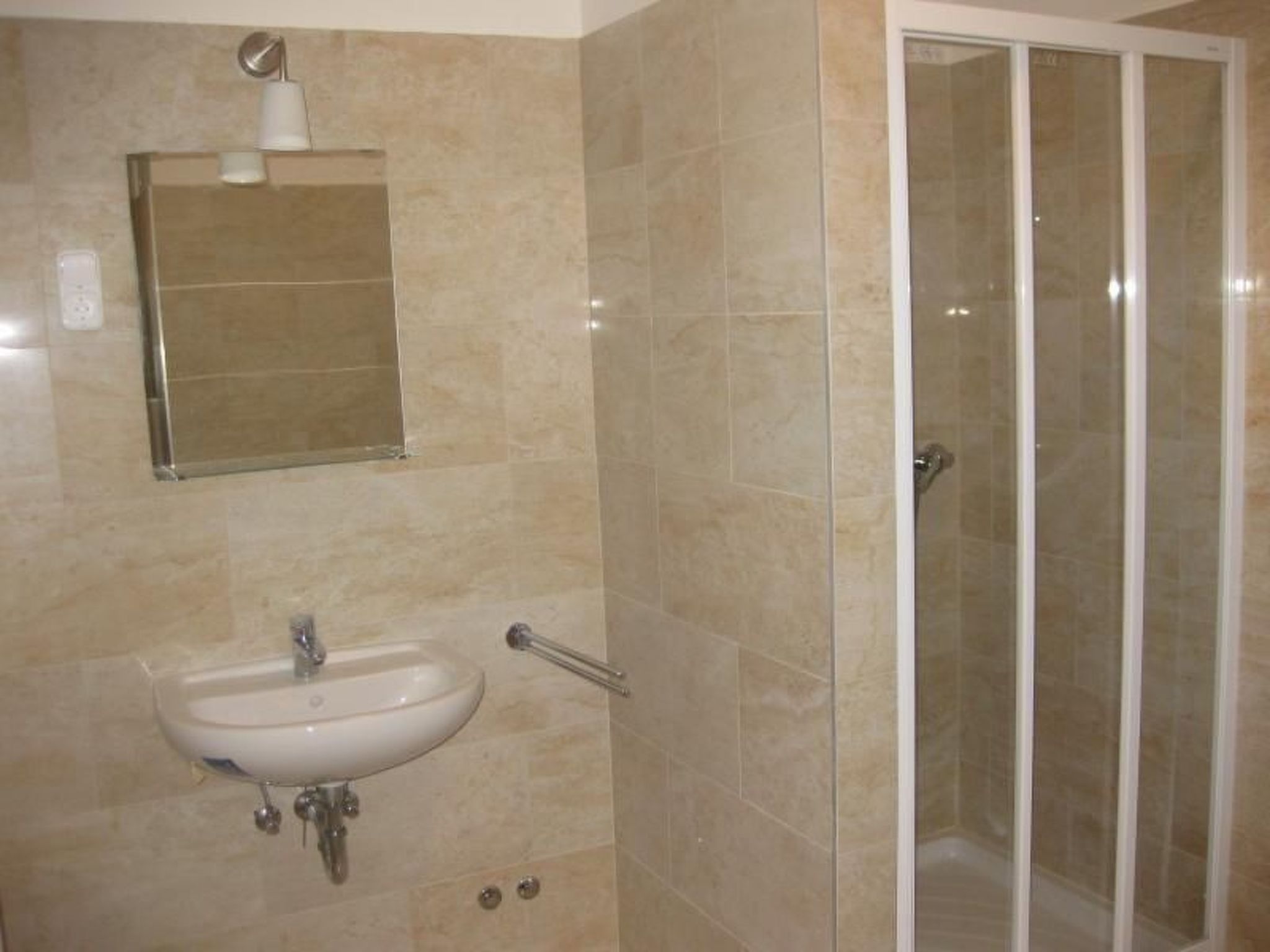 Hannabella mit gemeinschaftlichem Pool-Binnen