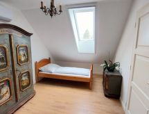 Zamárdi villa voor 10 personen, slechts 200 meter van het Balatonstrand - thumbnail 6