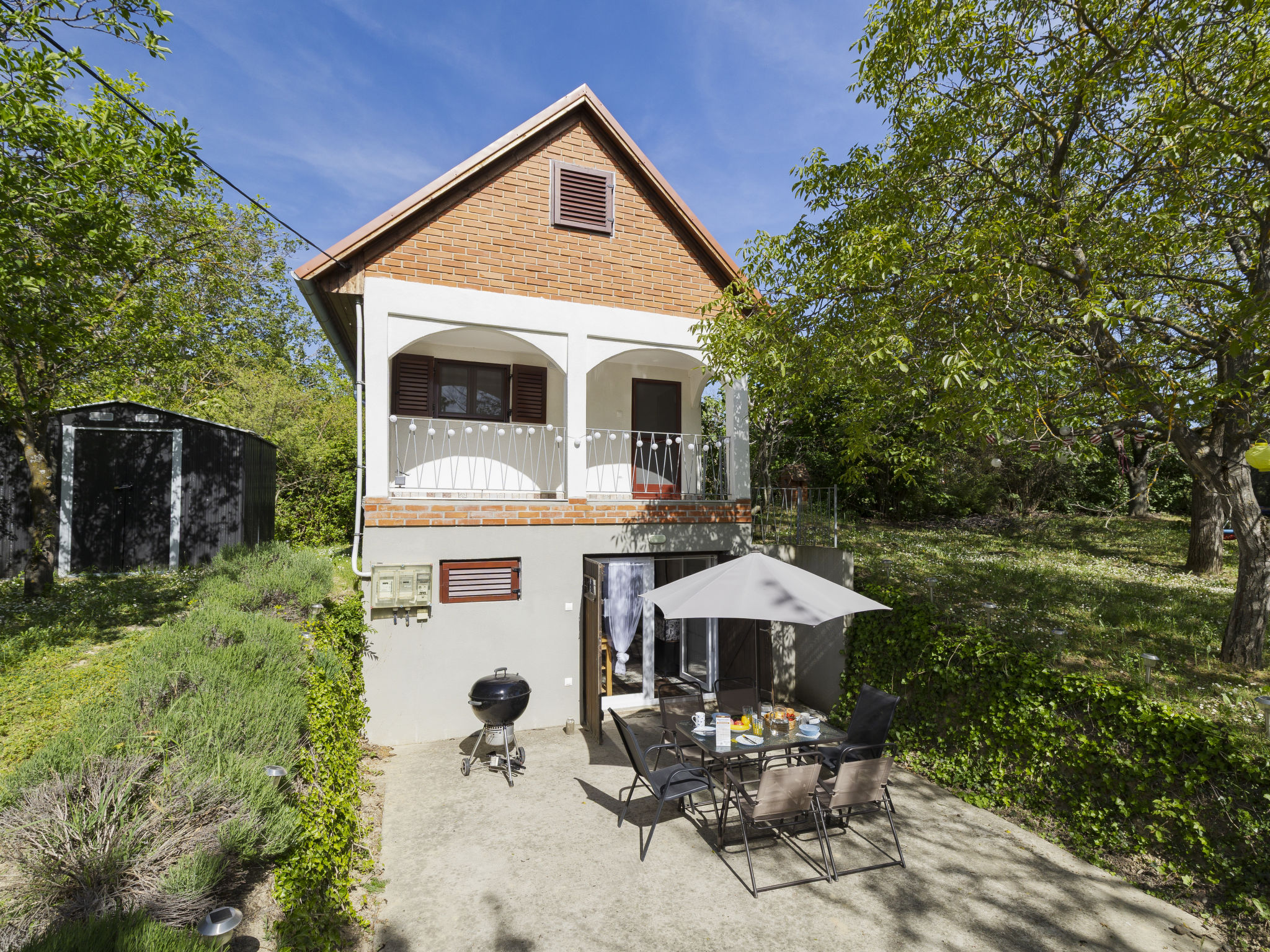 Öreghegy Kis Ház - Buiten