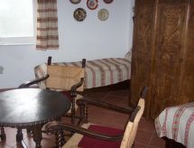 Vrijstaand appartement vlakbij het Balatonmeer met terras en airco - thumbnail 3