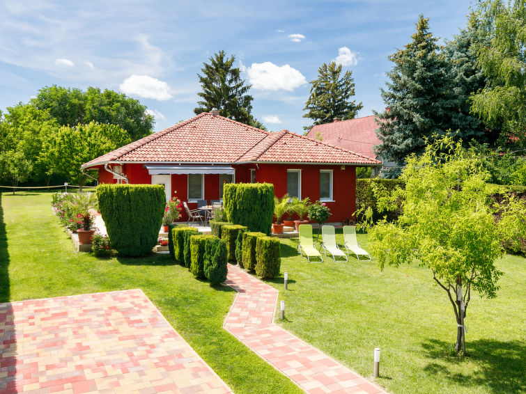 Vrijstaand vakantiehuis Sunshine in Balatonszemes nabij het strand in Balatonszemes