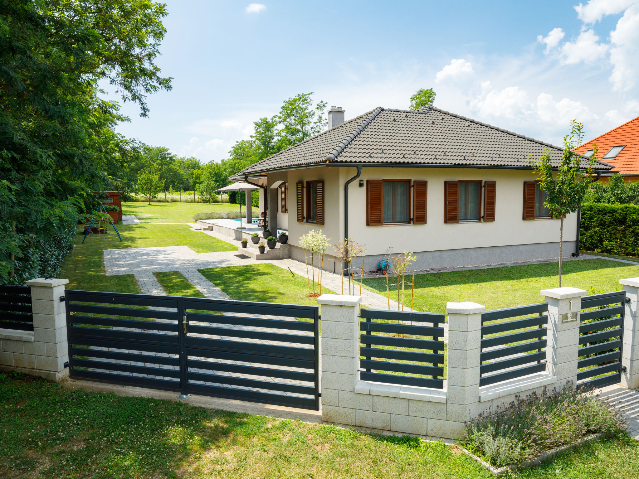 Aschbacher — Pool Outdoor (5 of 43)