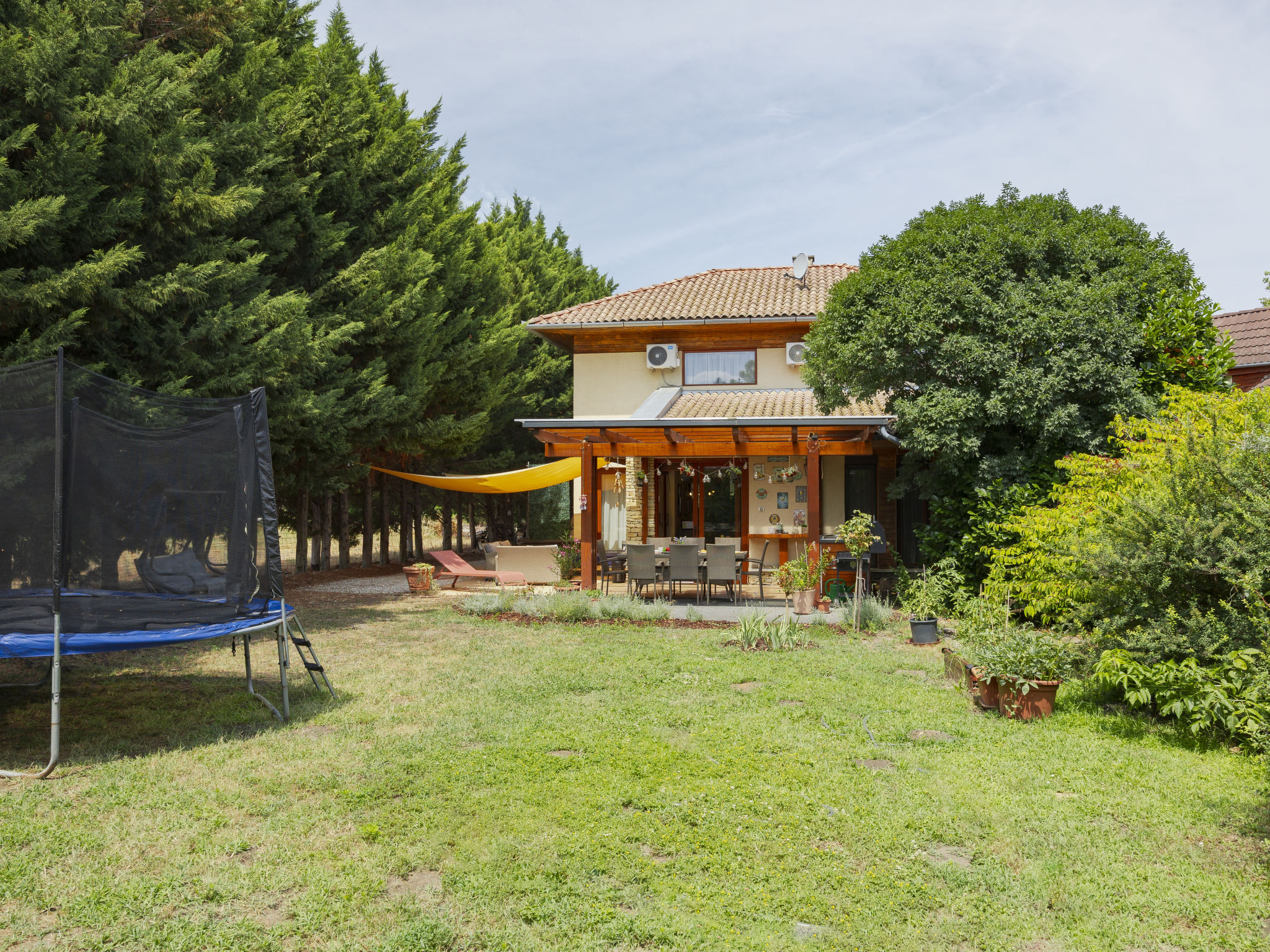 Villa Mediterran - Buiten