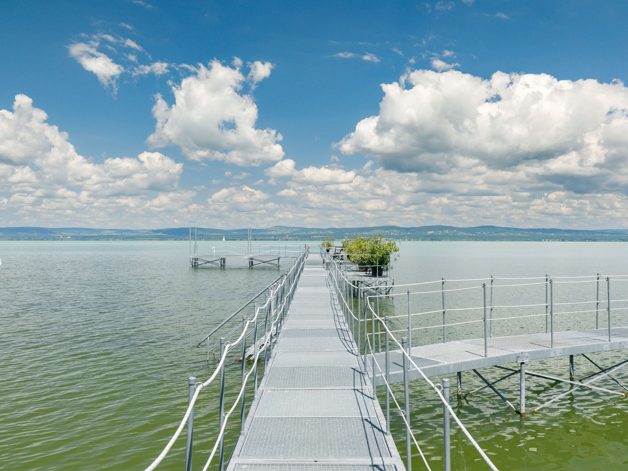 Residentie Maria: Direct aan het Balatonmeer met privéstrand in Balatonőszöd - foto 36