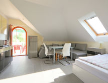 Zonnig appartement aan het Balatonmeer in Balatonöszöd voor 5 personen - thumbnail 4