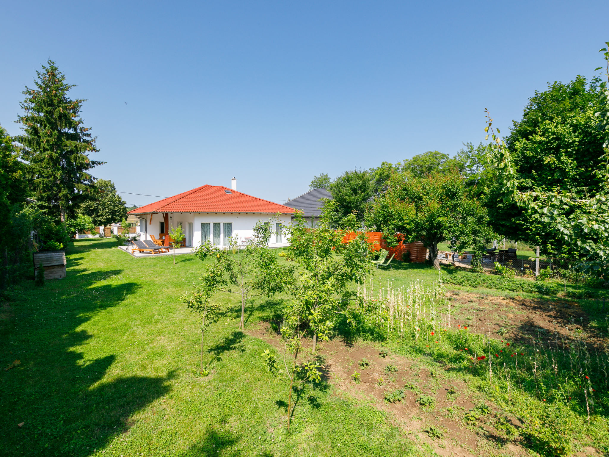 Modern vrijstaand vakantiehuis voor 8 personen, 800m van het Balatonmeer - foto 36