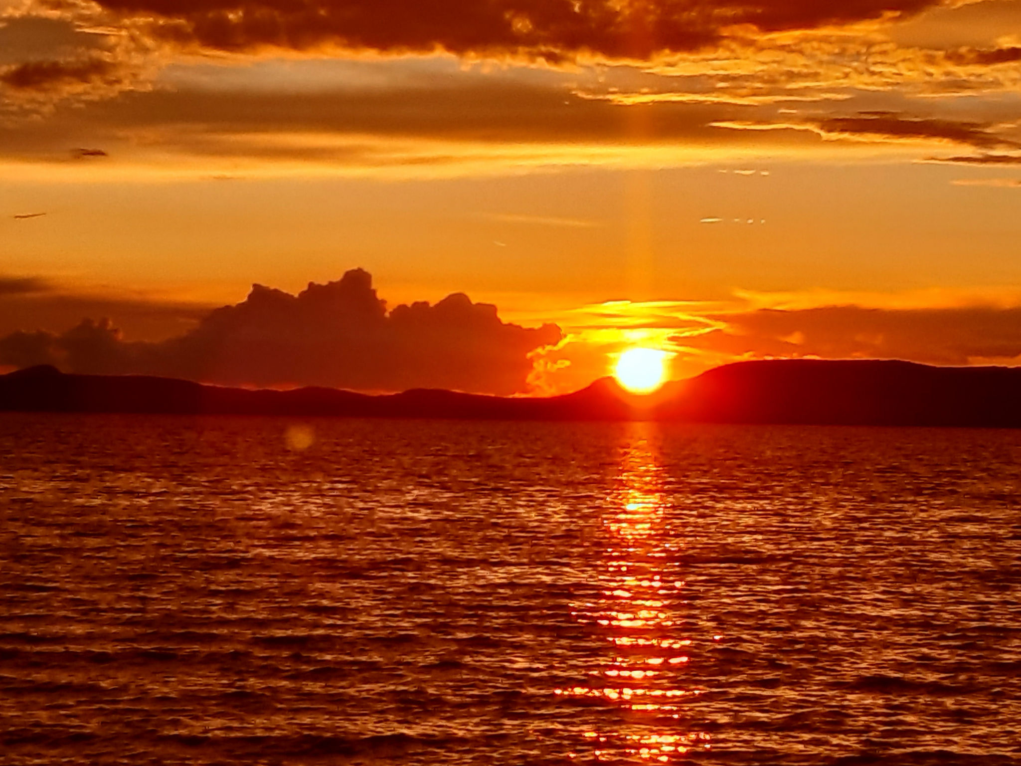 Lake House Sundown-Buiten