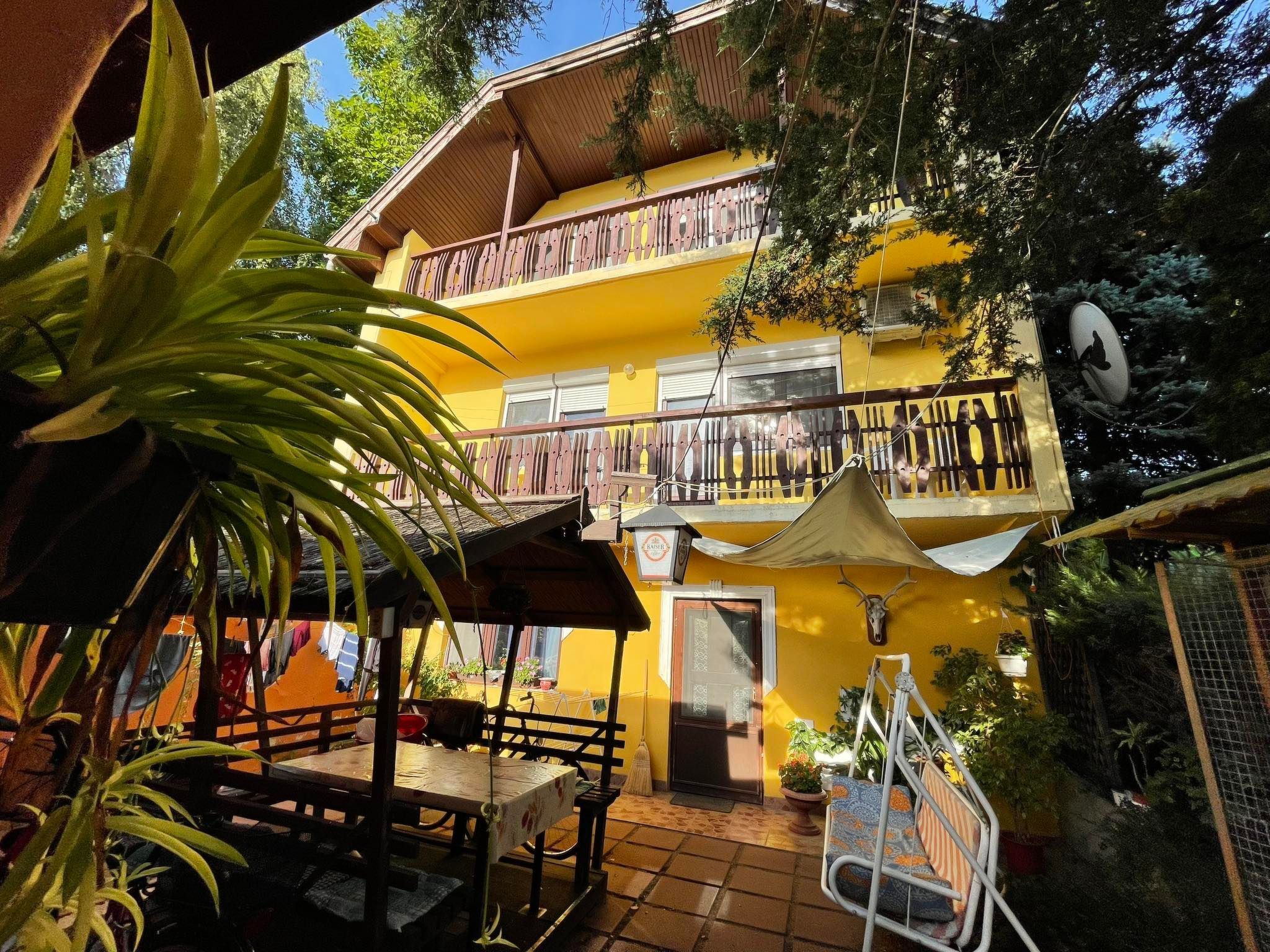 Appartement mit Grill-Image-tags.info