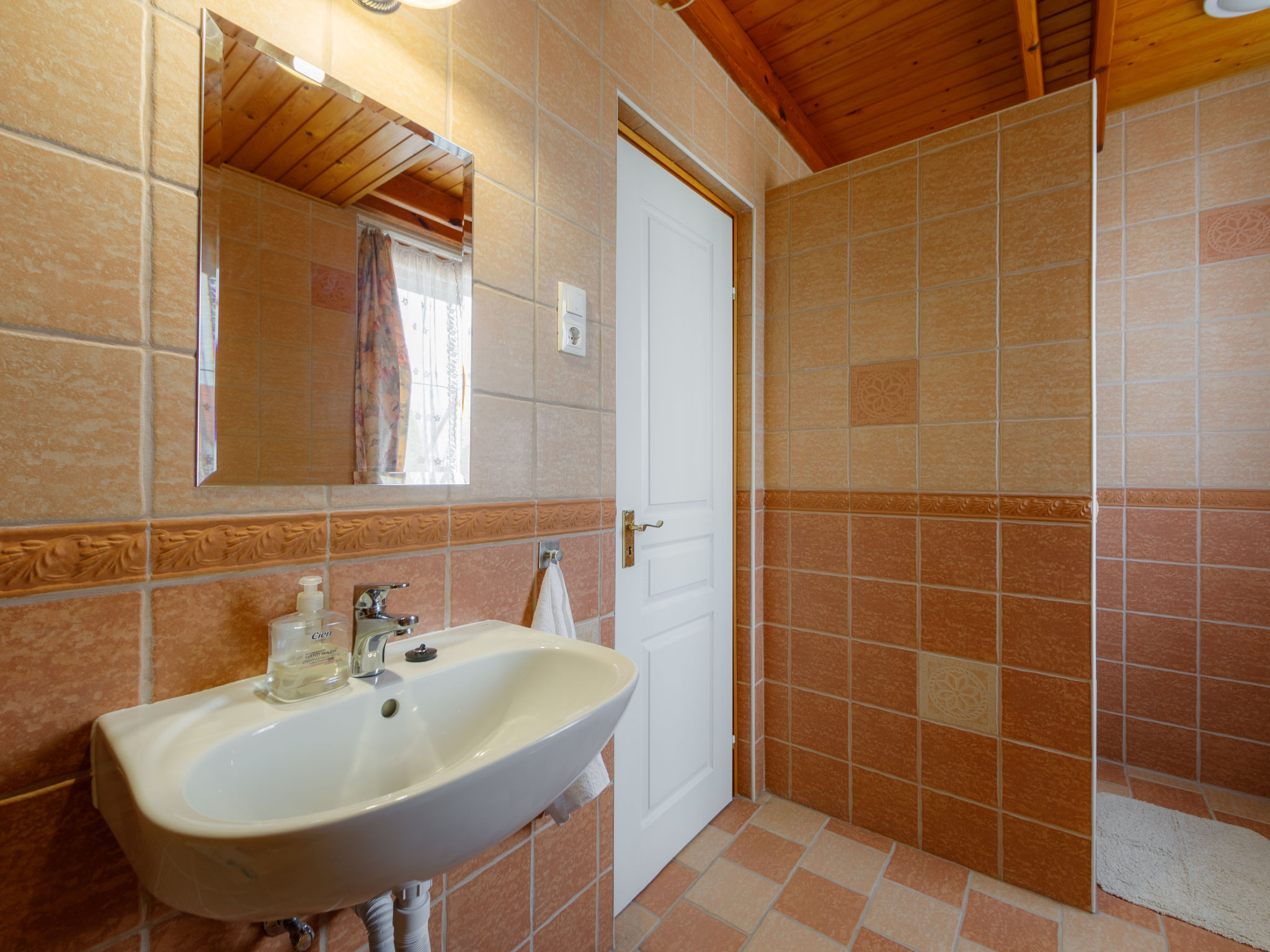 Appartement Kaldi – Salle de bains, photo 18 sur 28