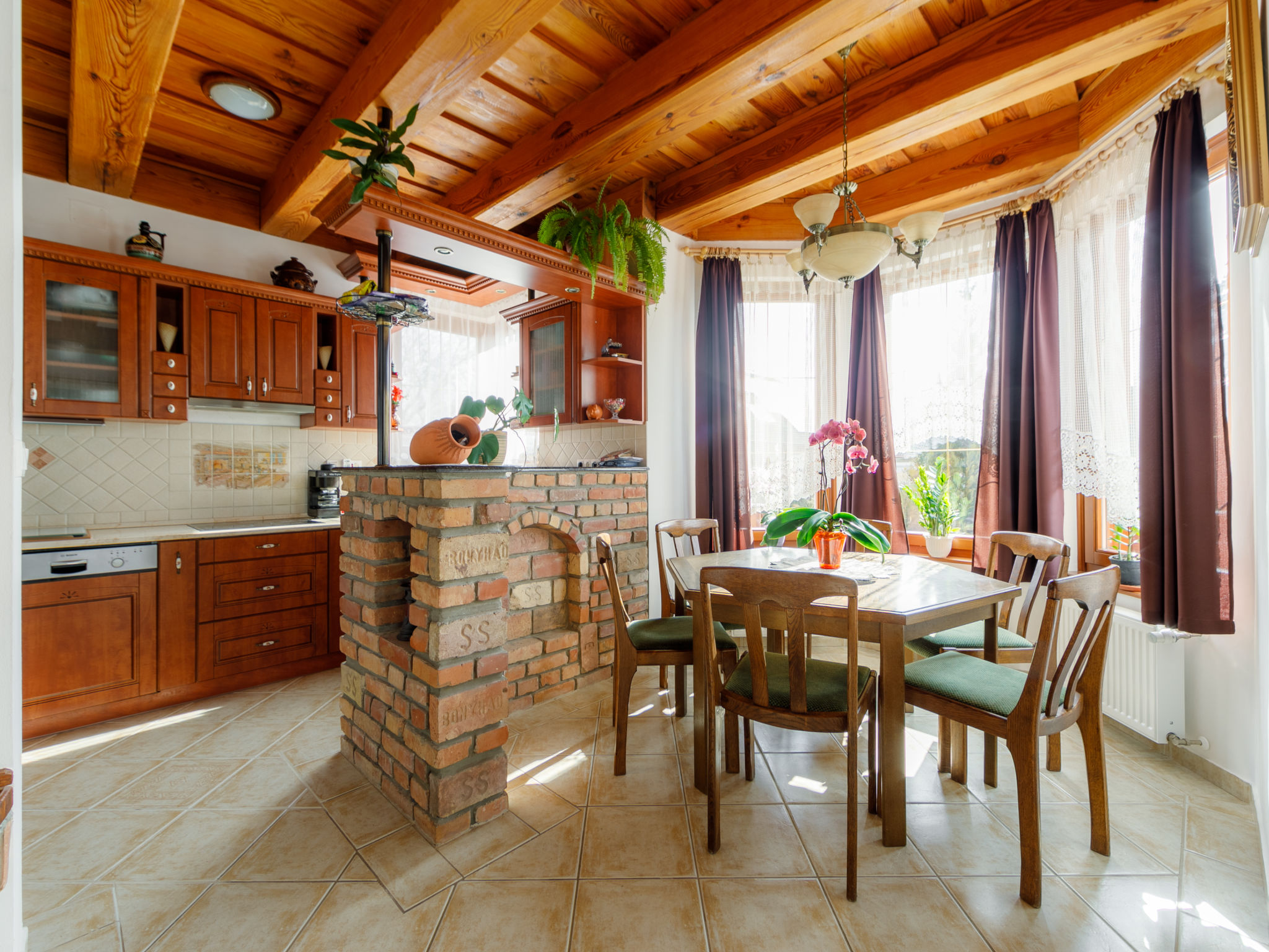 Appartement Kaldi – Cuisine et coin repas, photo 8 sur 28