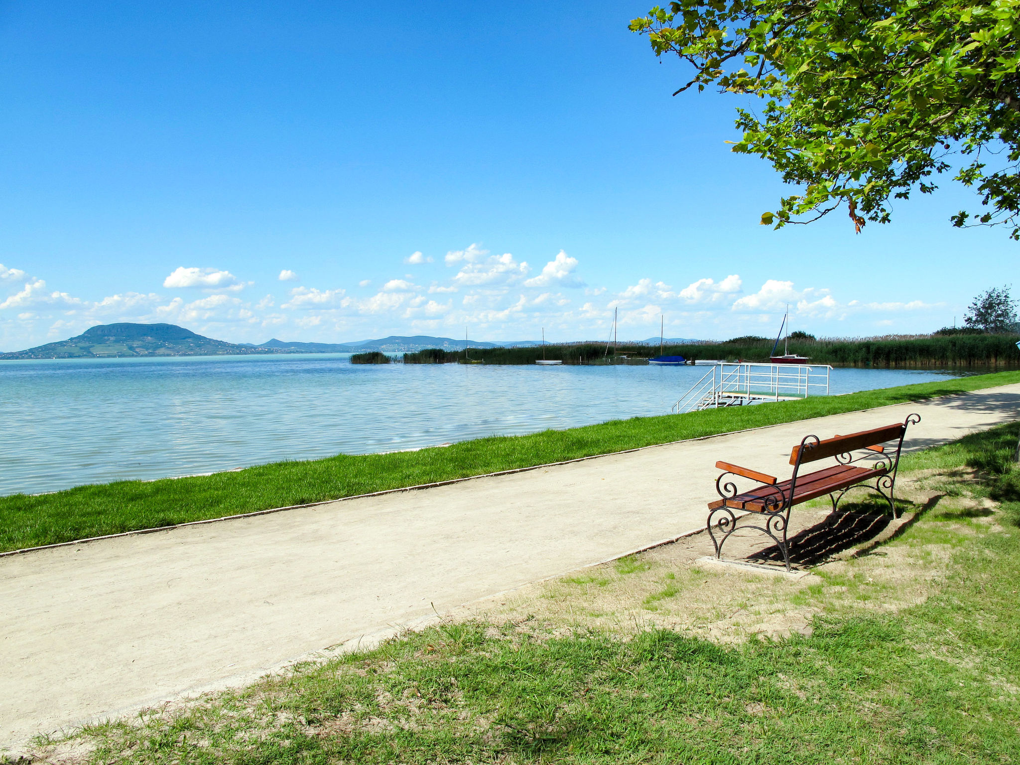 Wohnung in Fonyód mit Grill, Garten und Terrasse-Omgeving