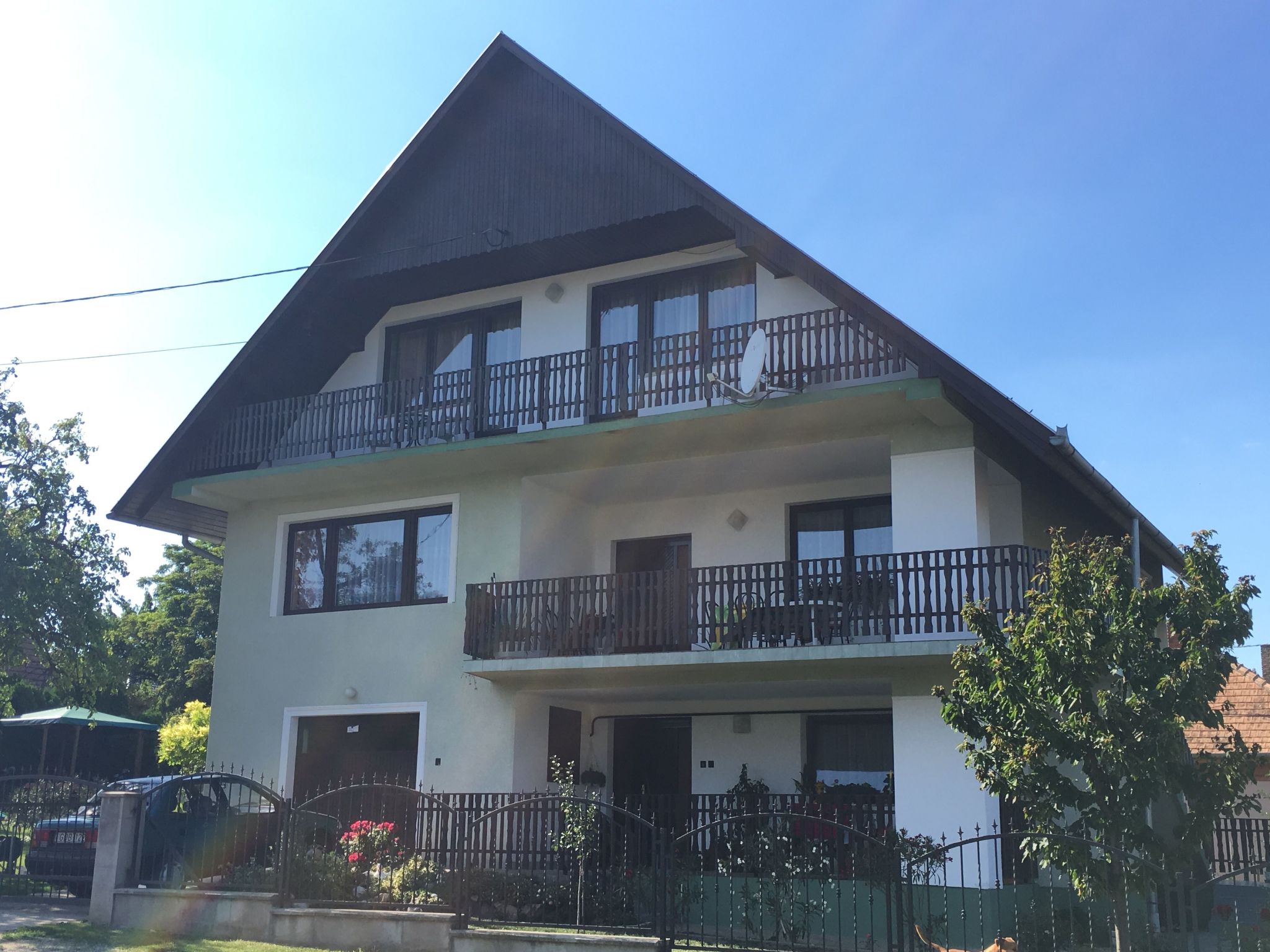 Wohnung in Fonyód mit Grill, Garten und Terrasse — view 1 of 57