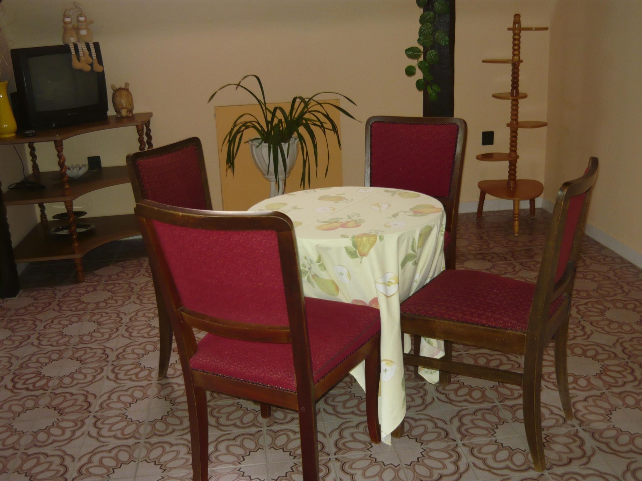 Wohnung in Fonyód mit Grill, Garten und Terrasse-Image-tags.info