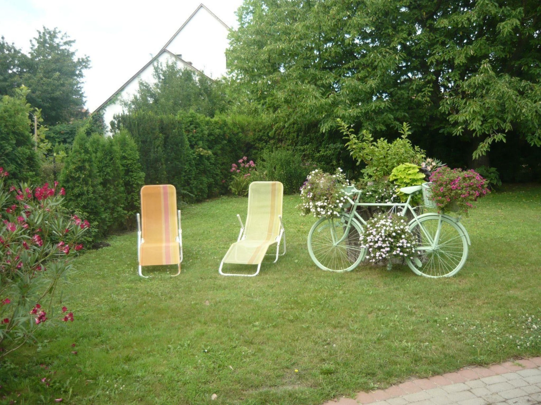 Appartement in Fonyód mit Schönem Garten-Buiten