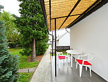 Knusse vakantiewoning Apricot op 150 meter van het Balatonmeer - thumbnail 2