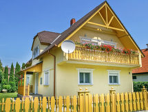 Vakantiehuis Vilma: knusse gezinswoning op 300m van het Balatonmeer - thumbnail 1