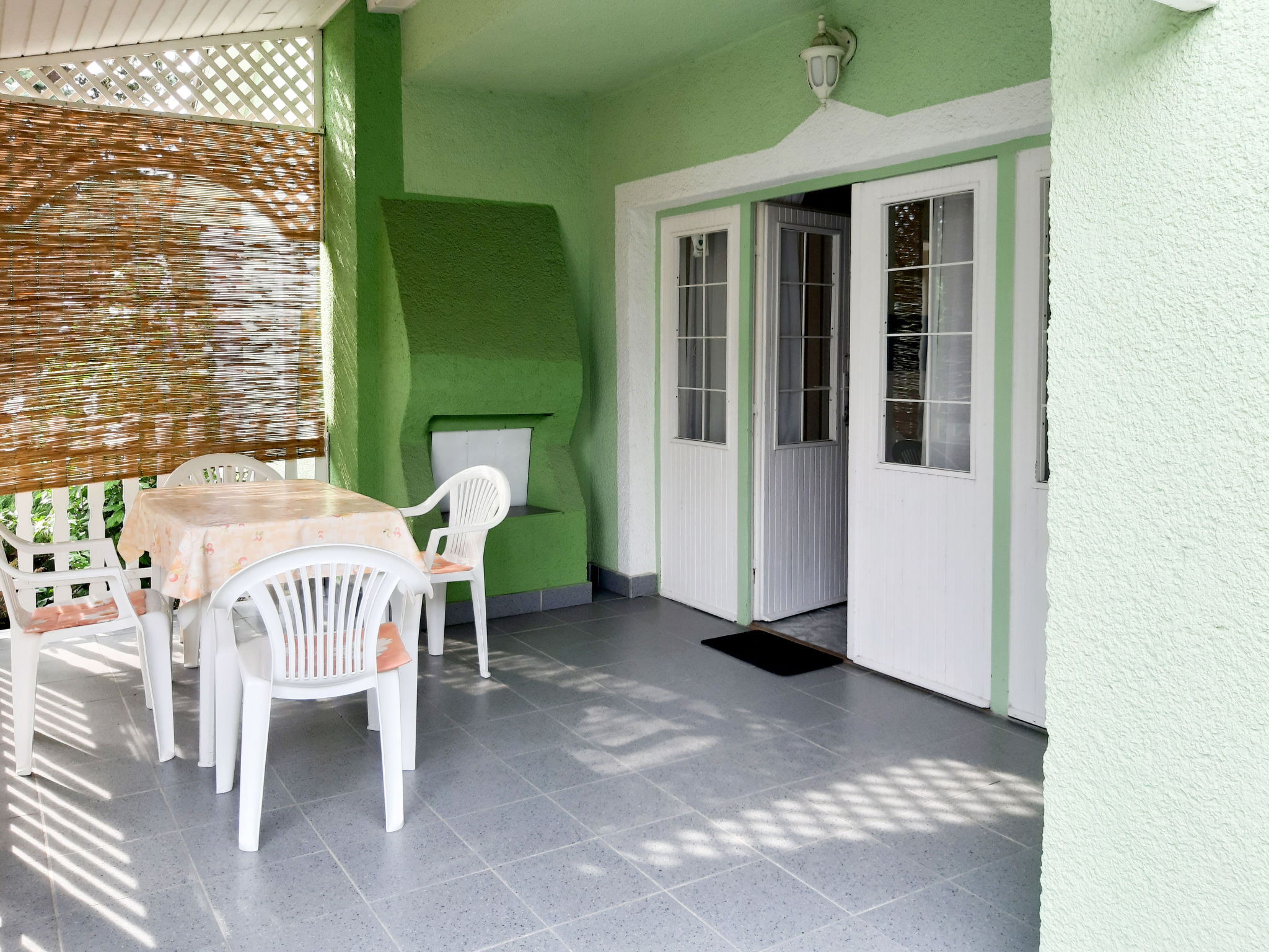 Vrijstaande woning bij Balatonmeer met tuin, BBQ en fietsen - foto 2