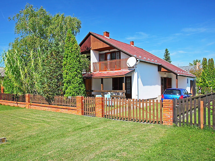 Vakantiehuis Betula: op 500 m van het strand in Balatonkeresztur in Balatonkeresztur