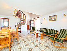 Betula: Zonnige twee-onder-een-kapwoning op 500 meter van het Balatonmeer - thumbnail 4