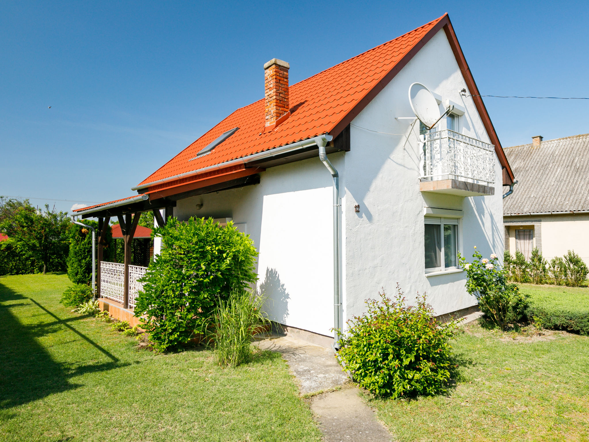 Ferienhaus mit umzäuntem Garten in Balatonkeresztur (Hongarije) und 1 Hund erlaubt