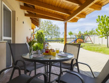 Lena 2: Zonnig appartement voor 4 bij het Balatonmeer in Balatonberény - thumbnail 3