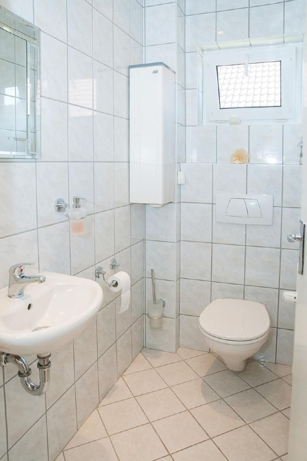 Wohnung mit Garten, Grill und Gemeinschaftspool-Image-tags.info