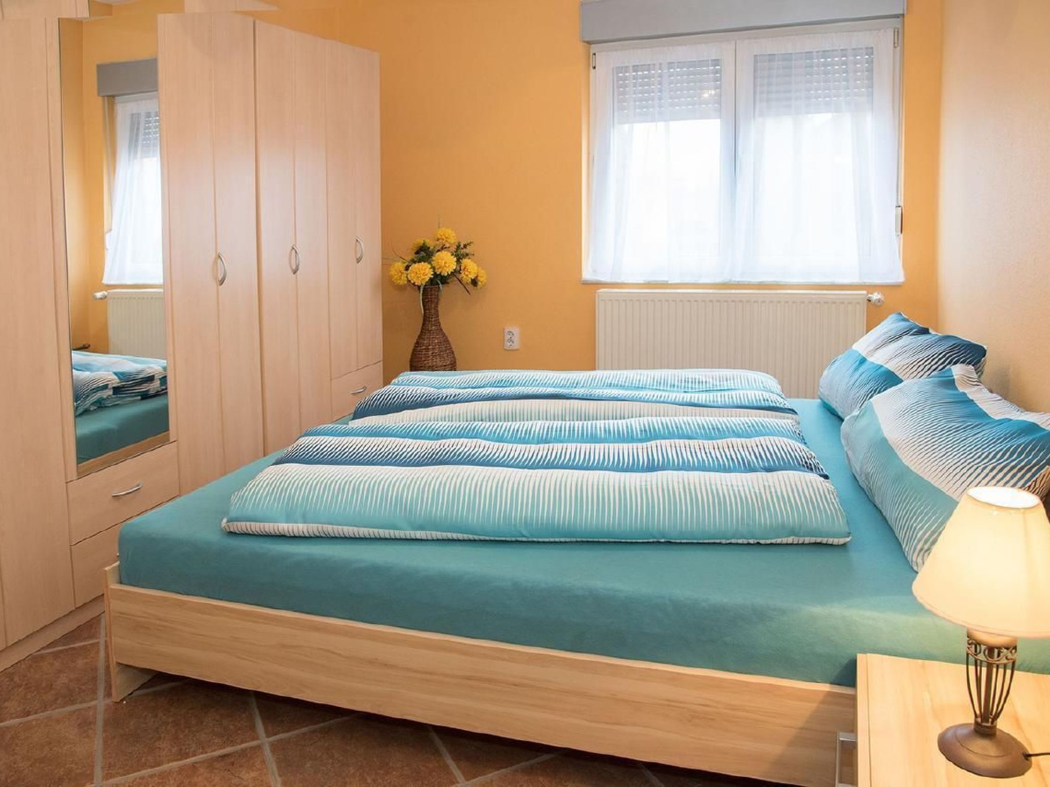 Wohnung mit Garten, Grill und Gemeinschaftspool-Image-tags.info