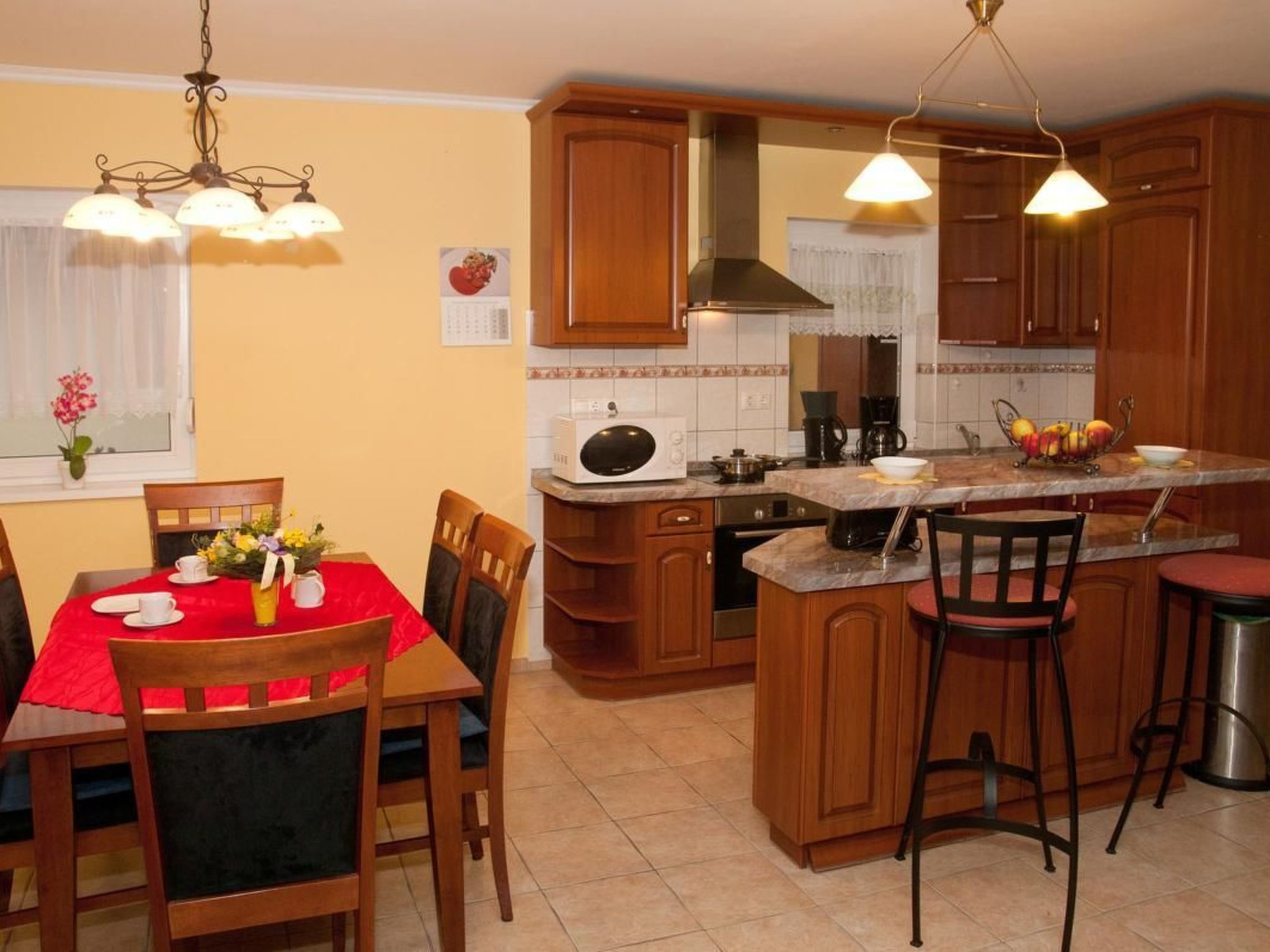 Hochwertiges Ferienhaus Steffi mit Terrasse-Image-tags.info