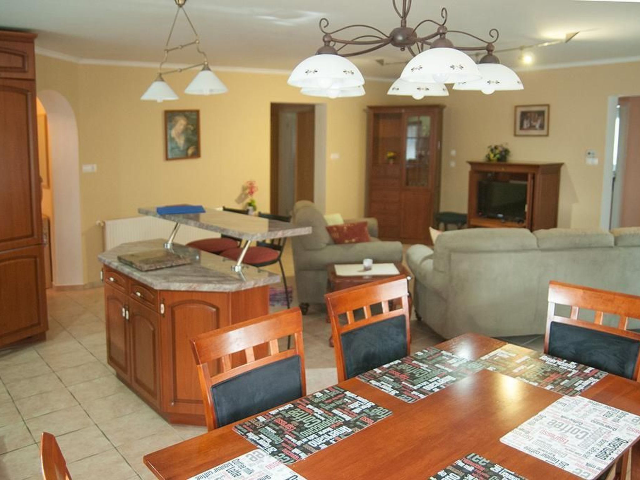 Hochwertiges Ferienhaus Steffi mit Terrasse-Image-tags.info