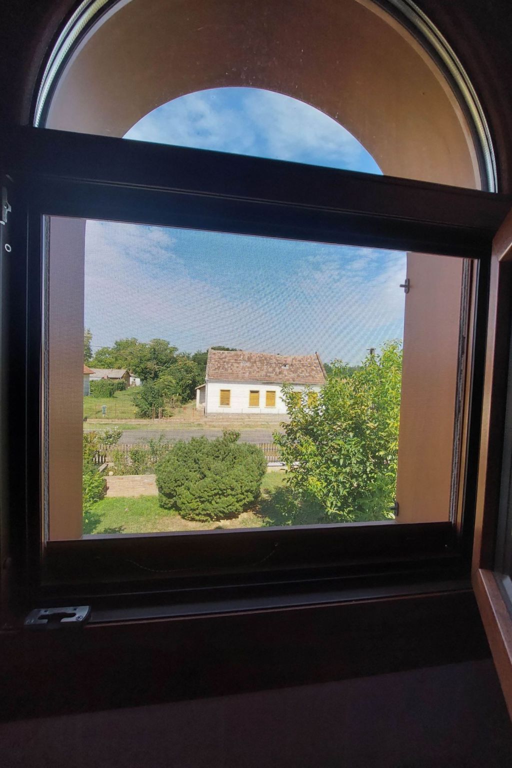 Schöne Ferienwohnung in ruhiger Lage