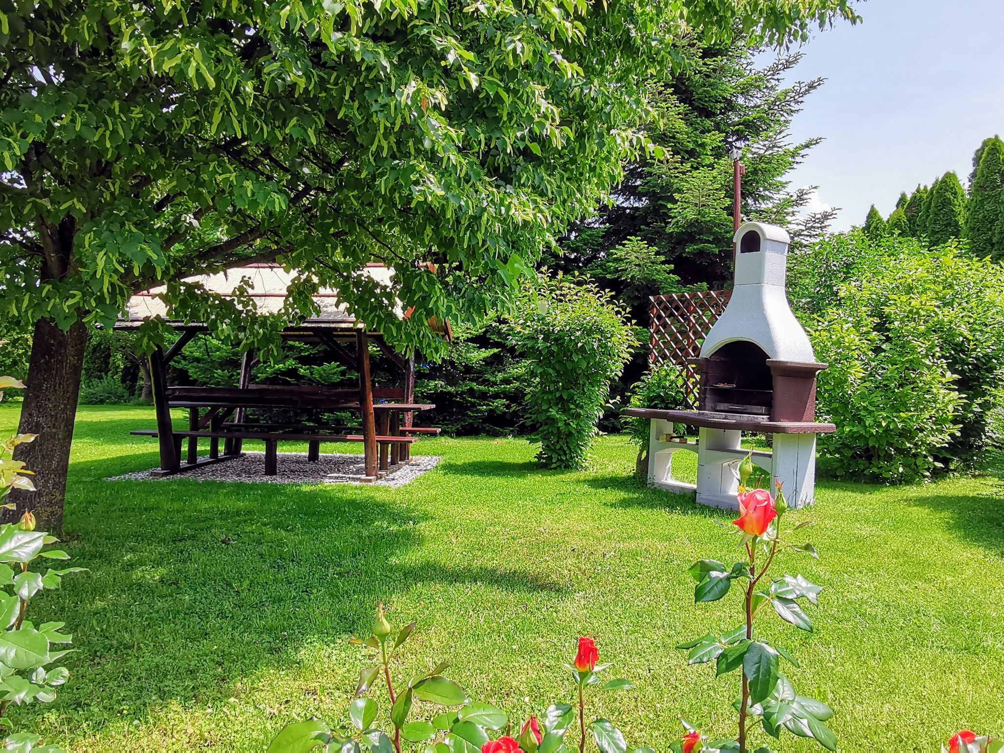 Bequem eingerichtete Wohnung mit großem Garten-Binnen