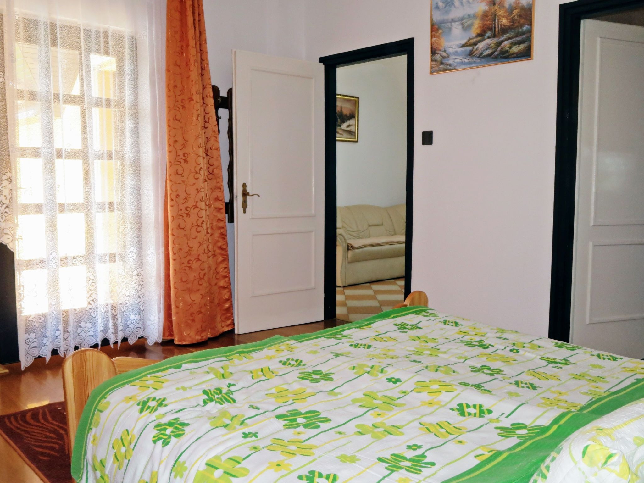 Stimmungsvolle Ferienwohnung mit großem Garten-Binnen