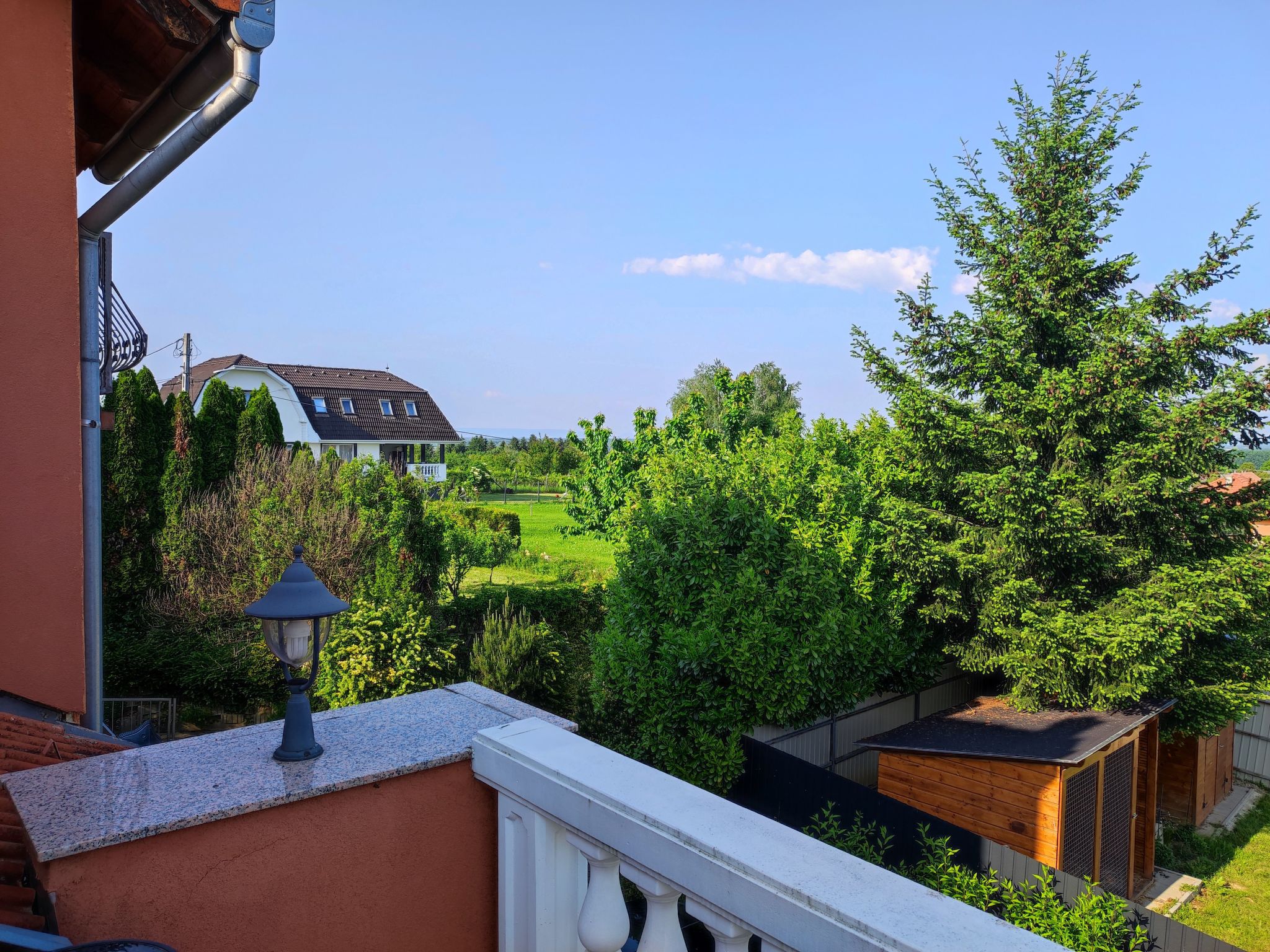 Alsohegyi apartmanok - Draußen