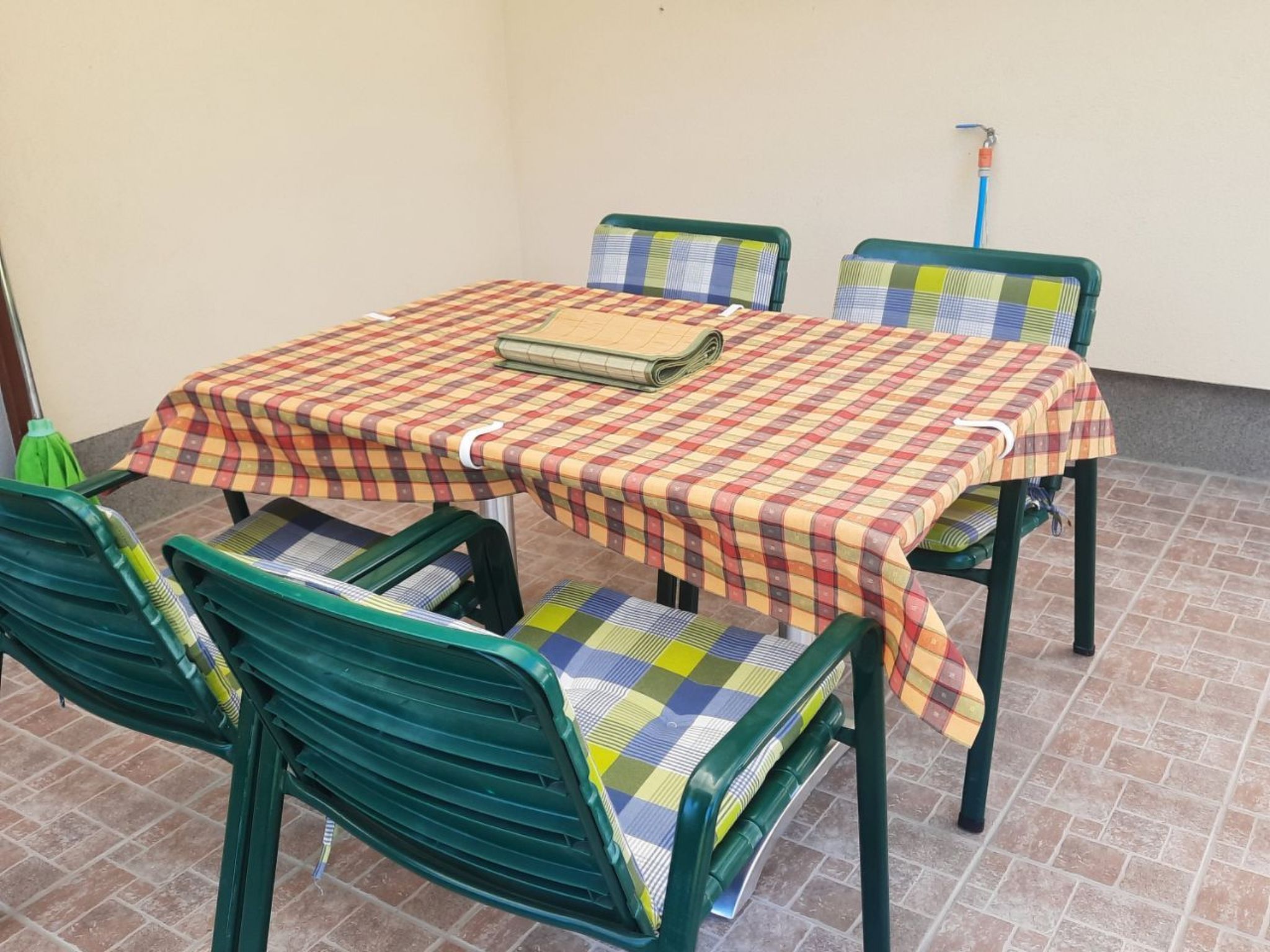 Klimatisiertes Ferienhaus in Bükfürdö mit Garten-Binnen