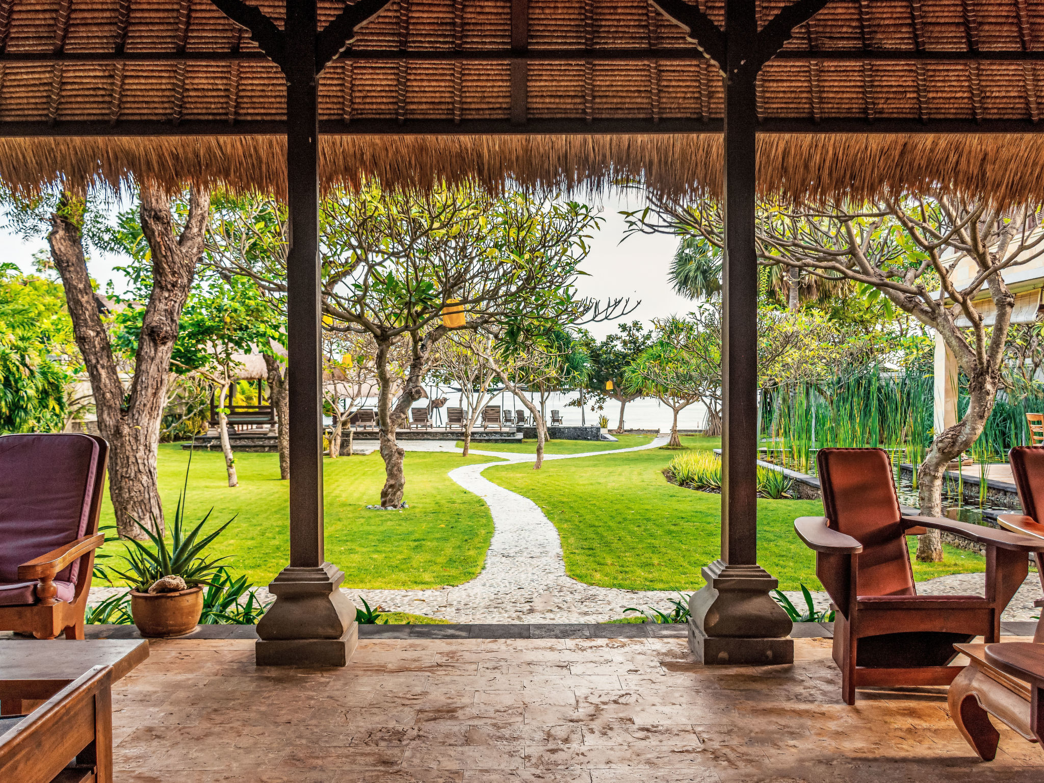 Villa 'Villa Semadhi' mit Infinity-Pool — Terrace (3 of 46)