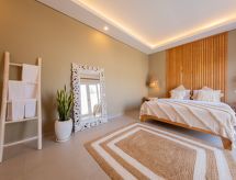 Luxe vrijstaande villa met privézwembad in het hart van Seminyak - thumbnail 2