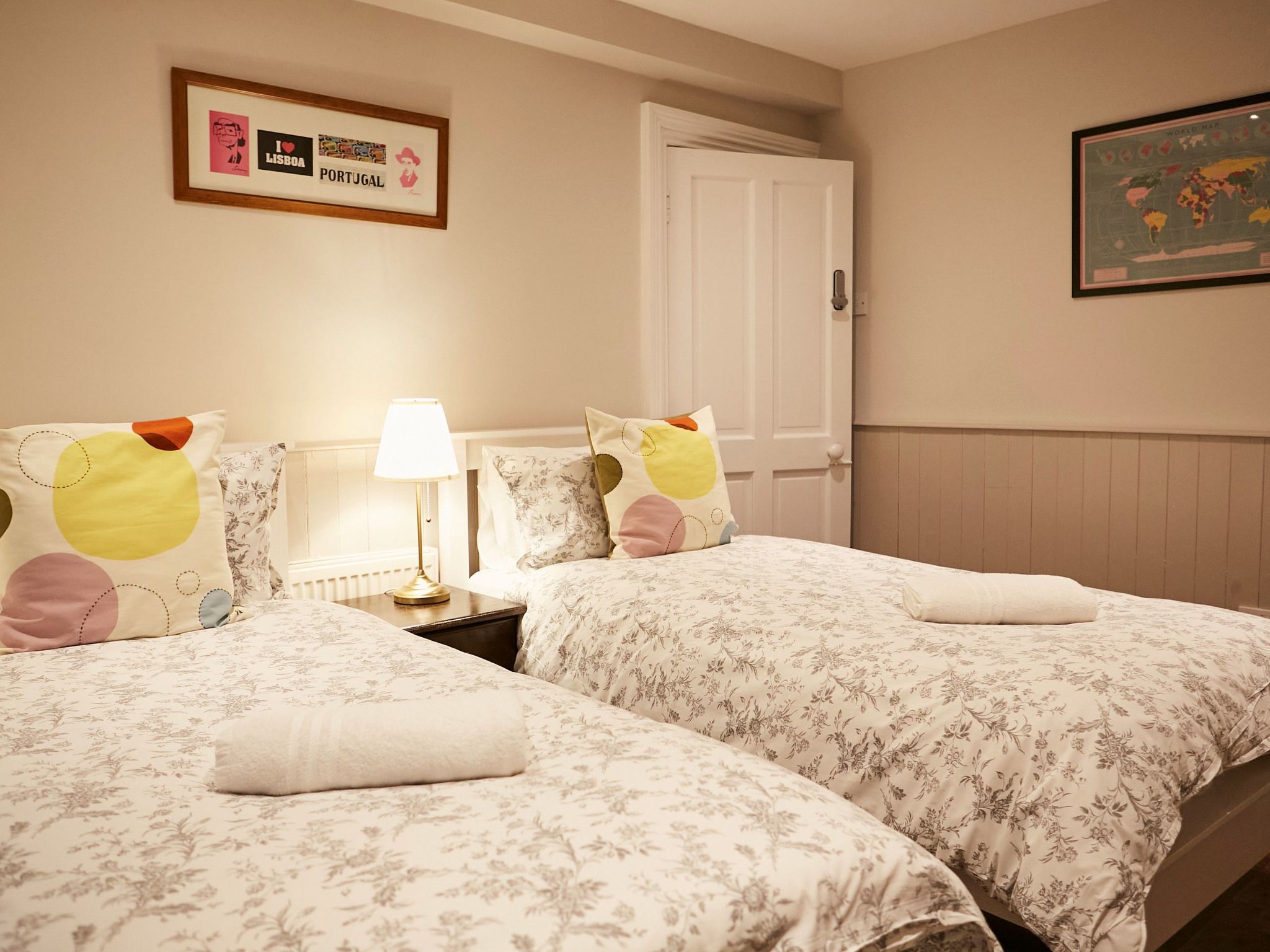 Gemütliches Haus für 10 Personen Stadt 15 Minuten zu Fuß Straßenbahn 5 Minuten-Image-tags.info