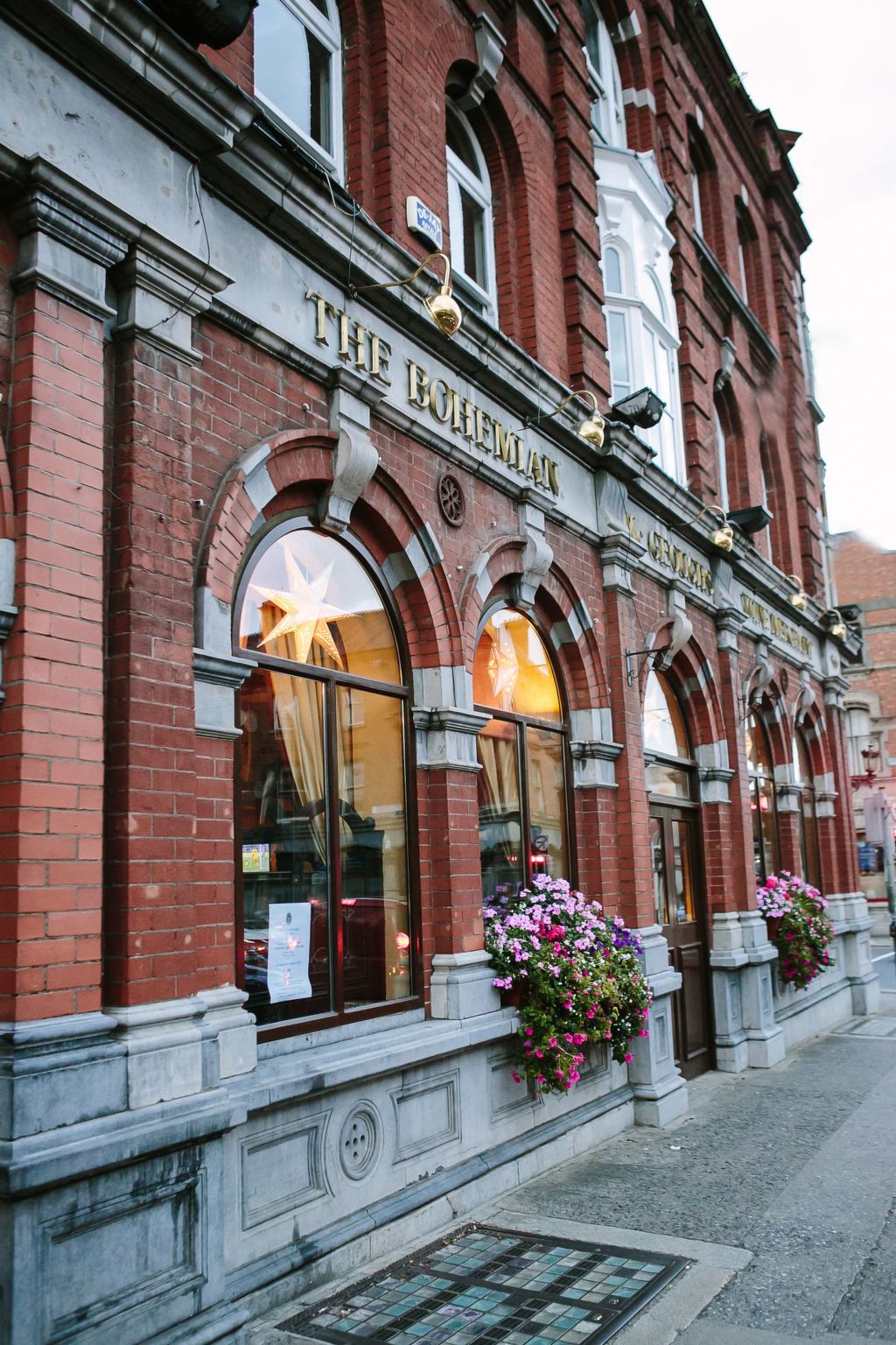 Gemütliches Haus für 10 Personen Stadt 15 Minuten zu Fuß Straßenbahn 5 Minuten-Image-tags.info