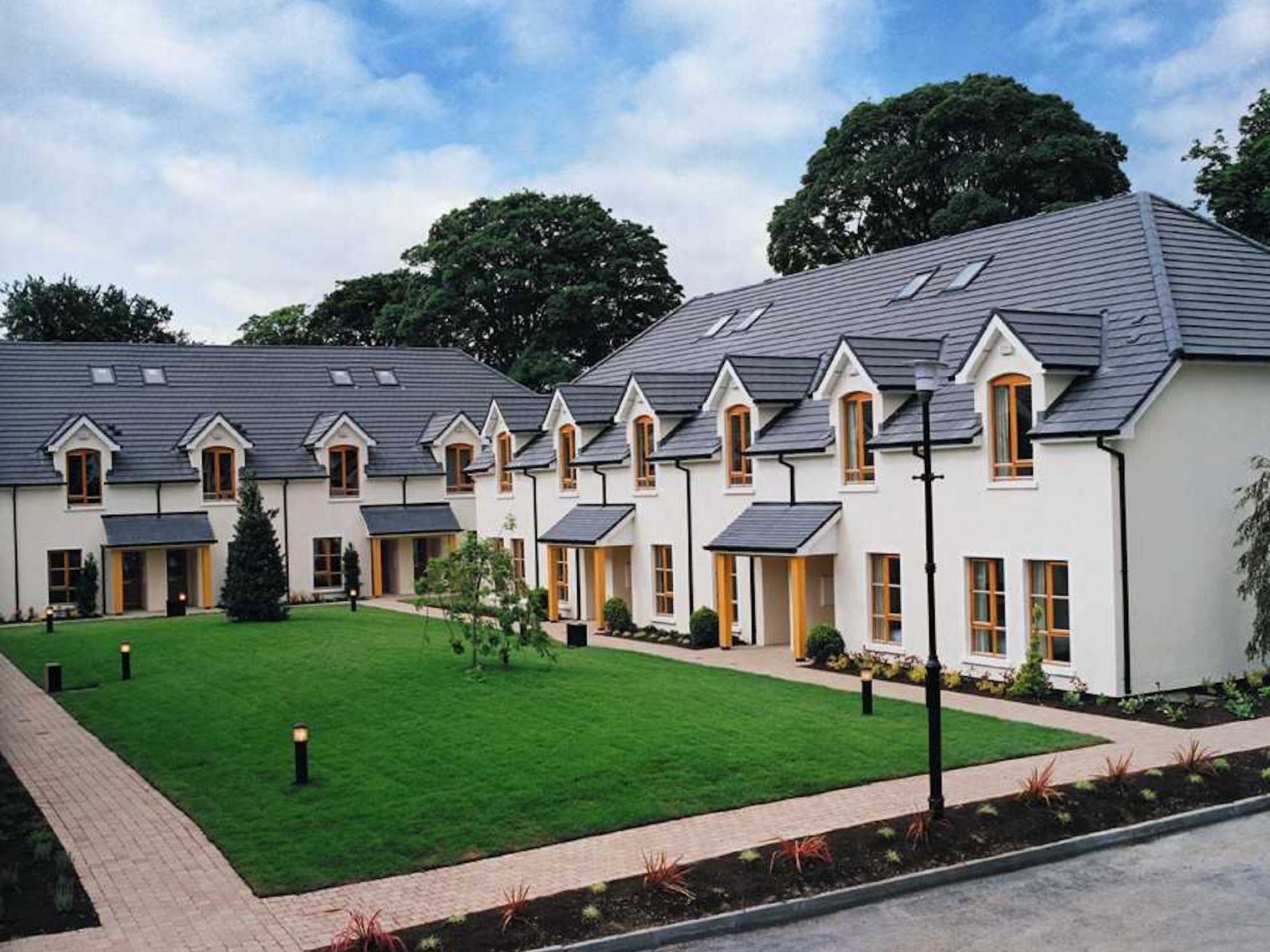 Heyward Mews(TR4) HH No 5 (Sleeps 5)