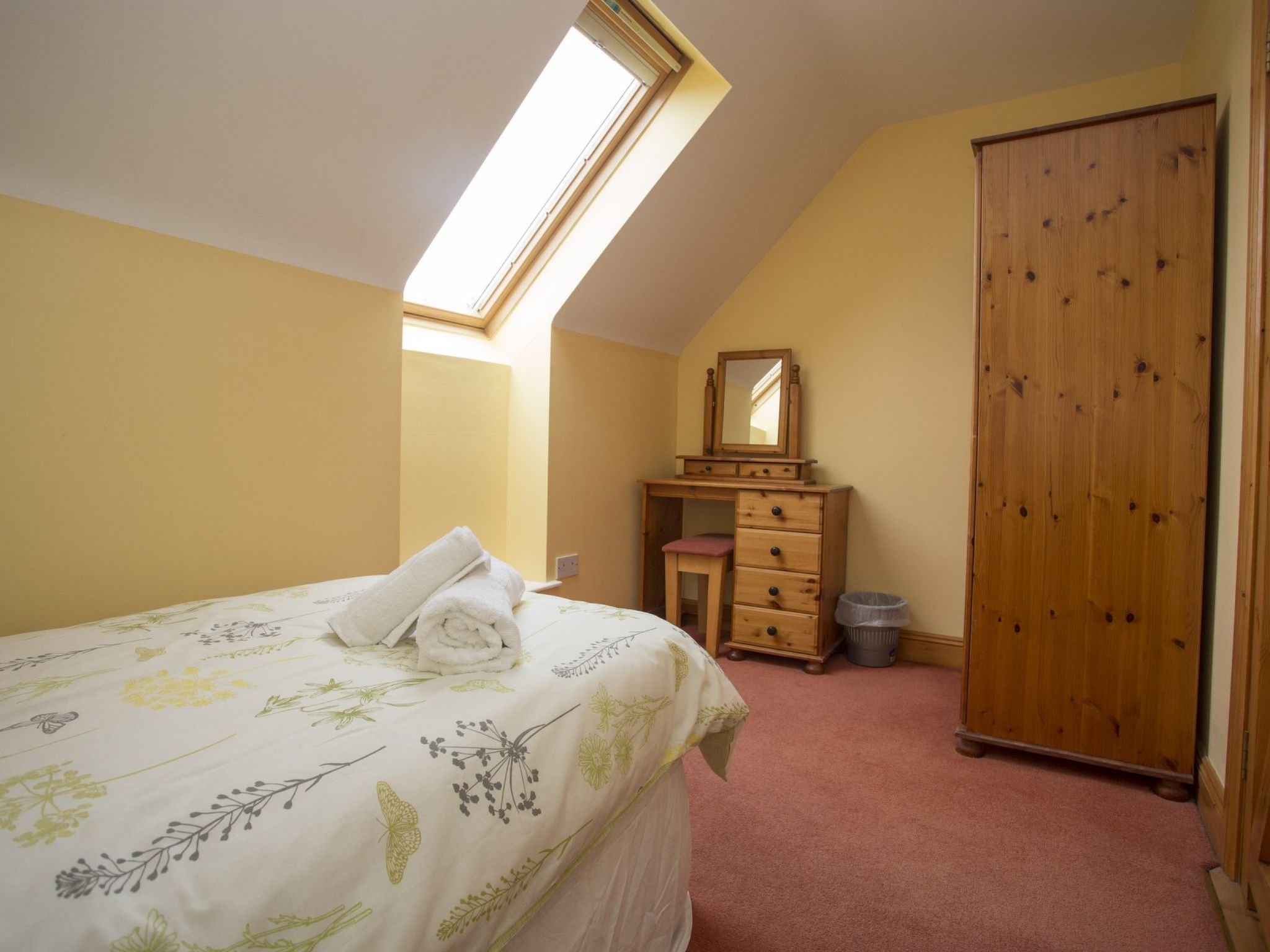 Willow Grove HC No. 4-Inside