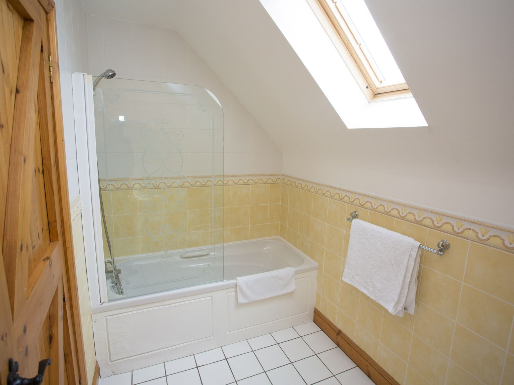 Willow Grove HC No. 4-Inside